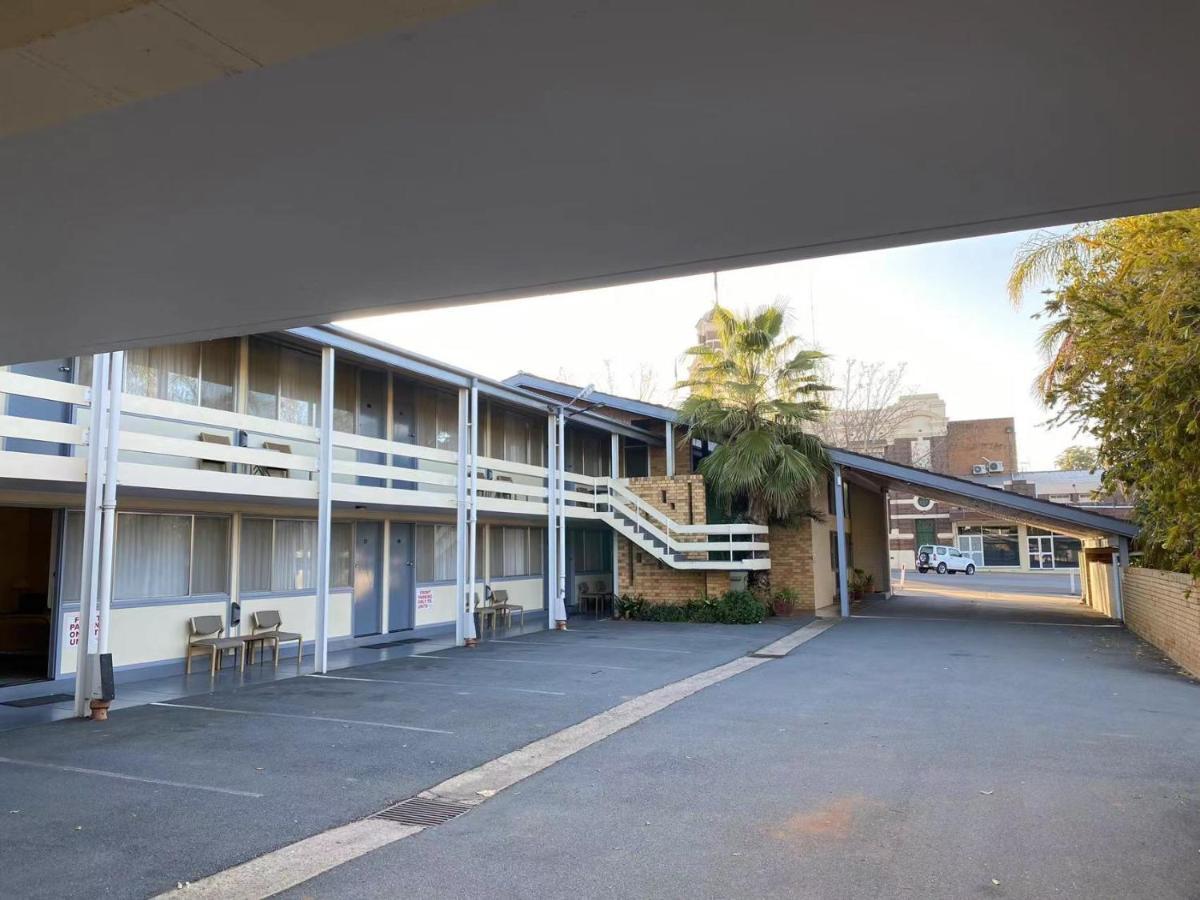 Gateway Motor Inn Narrandera Εξωτερικό φωτογραφία