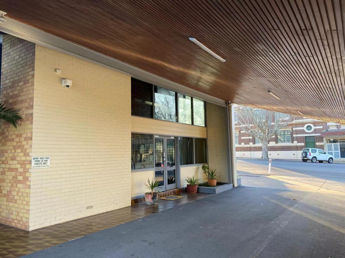 Gateway Motor Inn Narrandera Εξωτερικό φωτογραφία