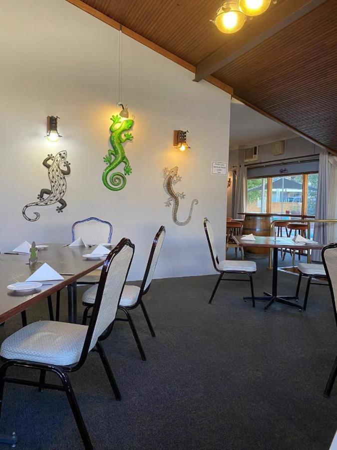 Gateway Motor Inn Narrandera Εξωτερικό φωτογραφία