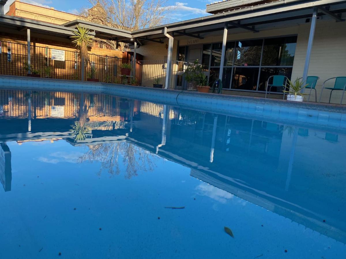 Gateway Motor Inn Narrandera Εξωτερικό φωτογραφία