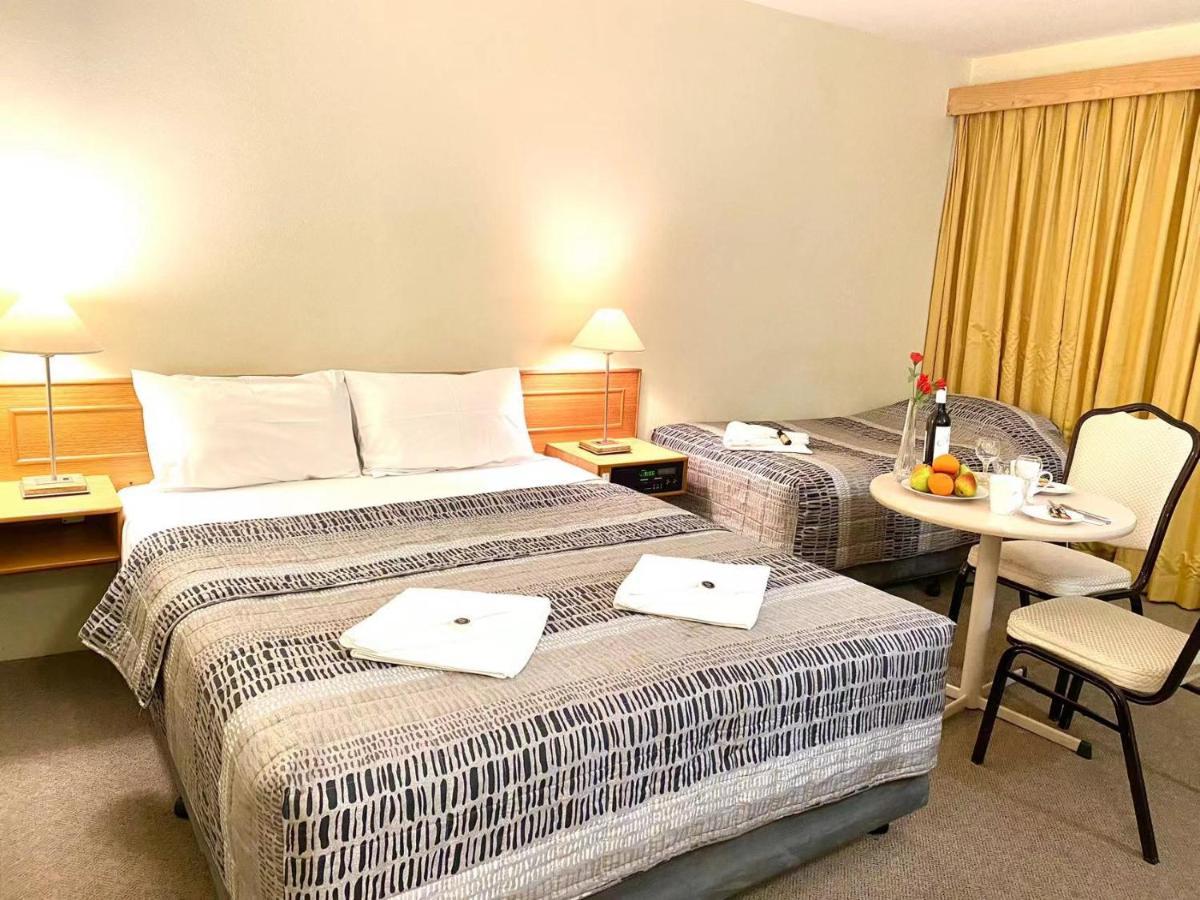Gateway Motor Inn Narrandera Εξωτερικό φωτογραφία
